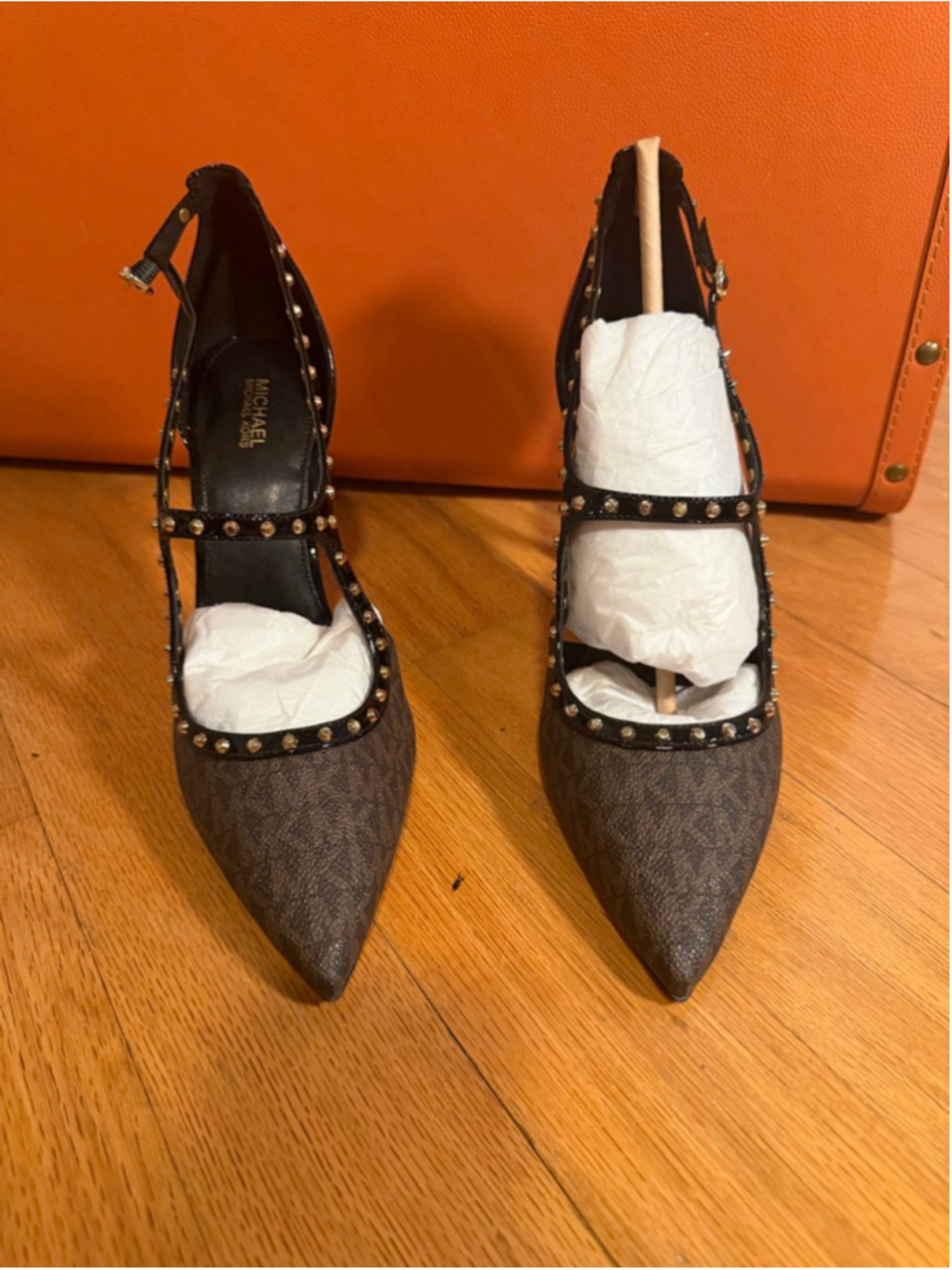New without tags, Woman’s Michael Kors Ava Studded Pumps, Brown/Black, size 9 - Picture 2 of 6